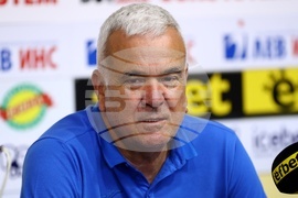 Плуване - състезатели - пресконференция