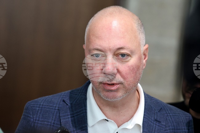 ГЕРБ-СДС ще застане зад номинацията на Рая Назарян за председател на парламента, съобщи Росен Желязков