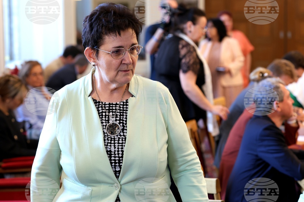 Парламент - Комисия по бюджет и финанси