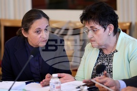 Парламент - Комисия по бюджет и финанси