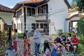 Самоков - Девически манастир "Покров Богородичен" - Васил Левски - честване