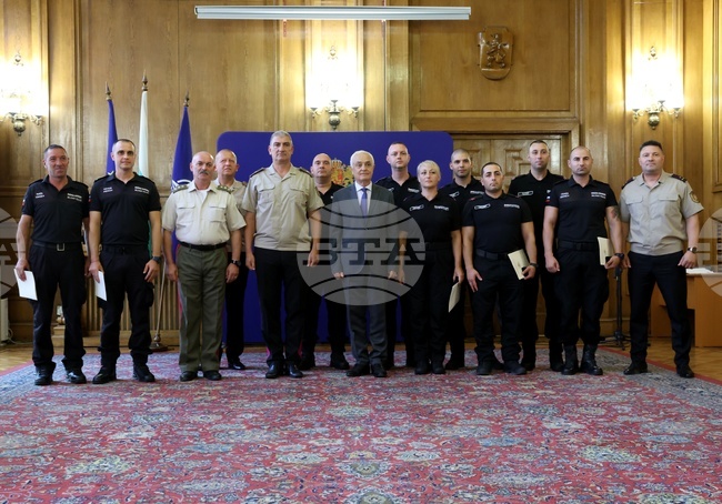 Министерството на отбраната - награждаване