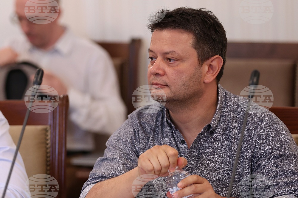 Народно събрание - Мартин Божанов - Нотариуса - комисия - заседание