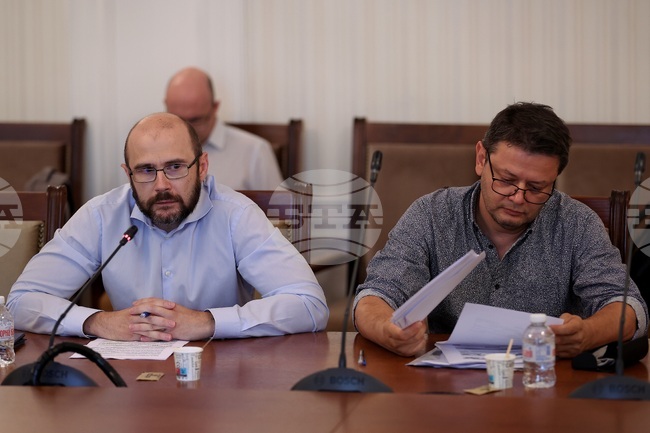 Народно събрание - Мартин Божанов - Нотариуса - комисия - заседание