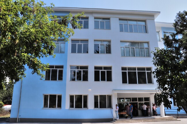 Община Банско: Професионалната гимназия по електроника и енергетика успешно изпълни проект за модернизация на материалната си база