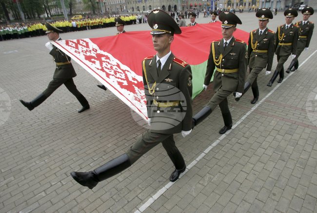 Володимир Зеленски съобщи, че петима украинци са сред освободените от Беларус затворници в рамките на сделката с посредничеството на САЩ