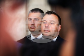 Петър Петров - брифинг