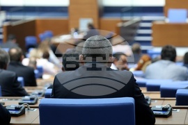 Парламент - заседание