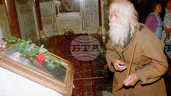 Столичният общински съвет прие доклад за изграждане на паметник на дядо Добри в парк „Гео Милев“ в София 