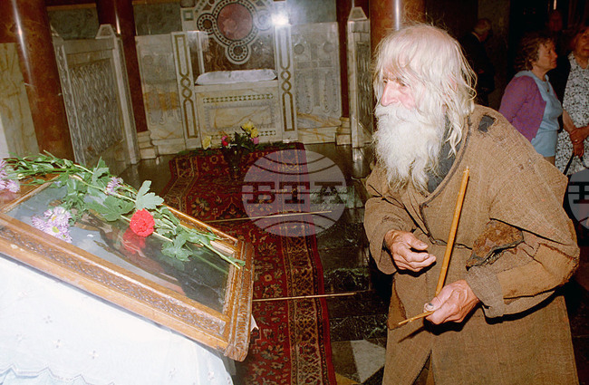 Столичният общински съвет прие доклад за изграждане на паметник на дядо Добри в парк „Гео Милев“ в София 