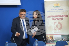 Национален пресклуб на БТА София - Дипломатически институт - награди