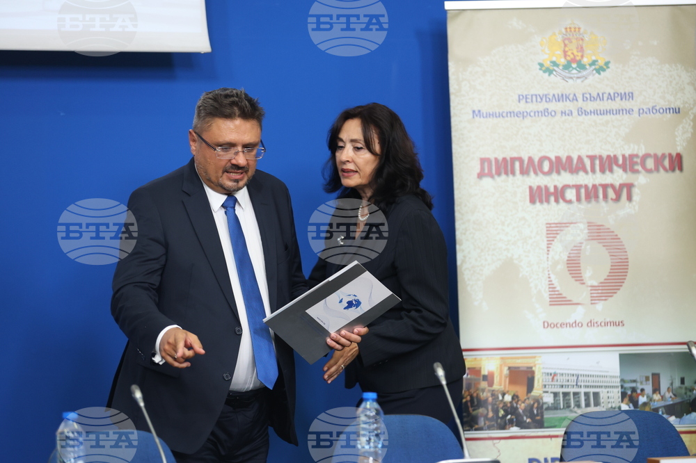 Национален пресклуб на БТА София - Дипломатически институт - награди