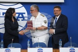 Национален пресклуб на БТА София - Дипломатически институт - награди