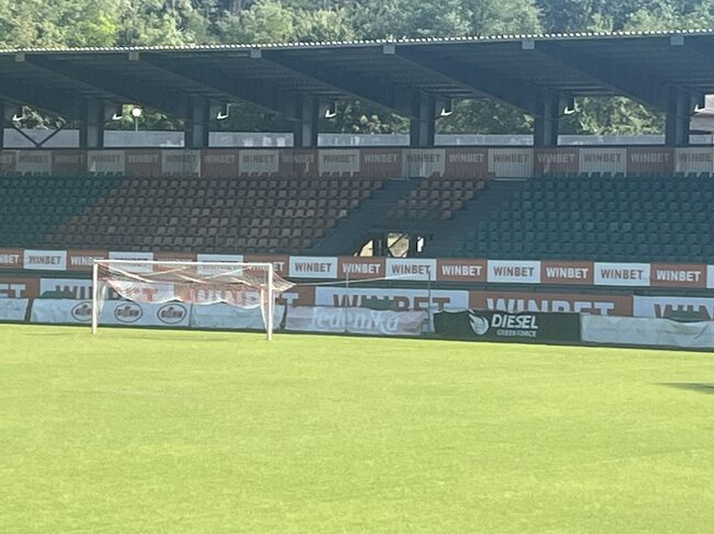 Община Ловеч: По изискване на ФК „Апоел“ ще има ограничен достъп за евромача в Ловеч