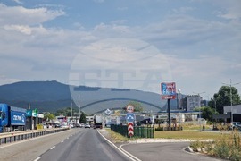 Трафик - граничен пункт Кулата