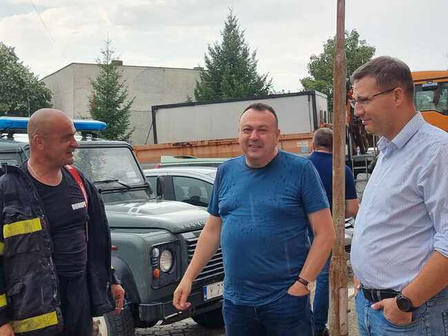 България определено има нужда от летателна техника, каза в с. Воден зам.-председателят на ДПС Станислав Анастасов