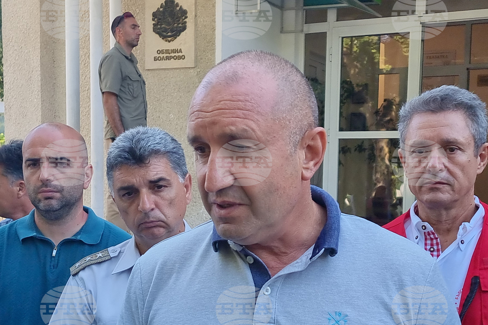 Болярово - Румен Радев - брифинг - пожари