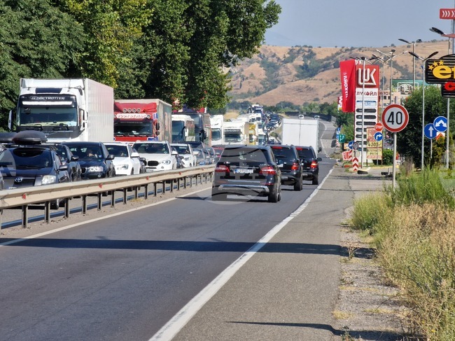 Няма причини за скок на цените на горивата в Румъния, заяви министърът на енергетиката; от началото на ноември те са поскъпнали четири пъти