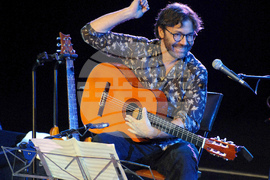 Ал Ди Меола - американски китарист