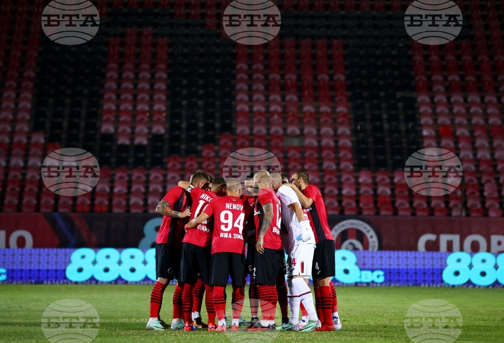 Футбол - Локомотив (София) - Левски