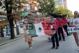 Велико Търново - Международен фолклорен фестивал - дефиле