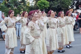 Велико Търново - Международен фолклорен фестивал - дефиле