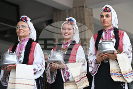 Разград - Панаир на киселото мляко и Фестивал на народните традиции - откриване