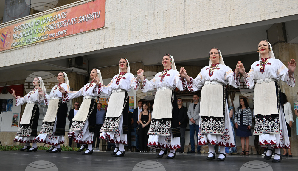 Разград - Панаир на киселото мляко и Фестивал на народните традиции - откриване