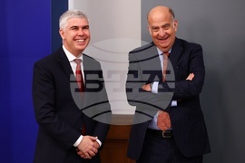 Министерски съвет - USTDA - ЕСО ЕАД - договор - Владимир Малинов - Кенет Мертен