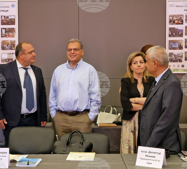 Конференция "Адаптация към измененията на климата в градска среда - разгръщане на местния капацитет и националните политики"