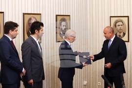 Румен Радев - мандат за съставяне на правителство - ПП-ДБ