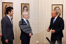 Румен Радев - мандат за съставяне на правителство - ПП-ДБ