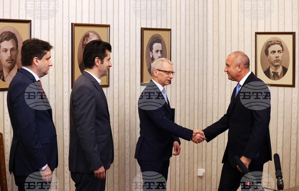 Румен Радев - мандат за съставяне на правителство - ПП-ДБ