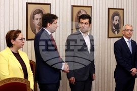 Румен Радев - мандат за съставяне на правителство - ПП-ДБ