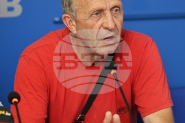 Национален пресклуб на БТА-Пловдив - Национална асоциация за защита на превозвачите и таксиметровите водачи - пресконференция