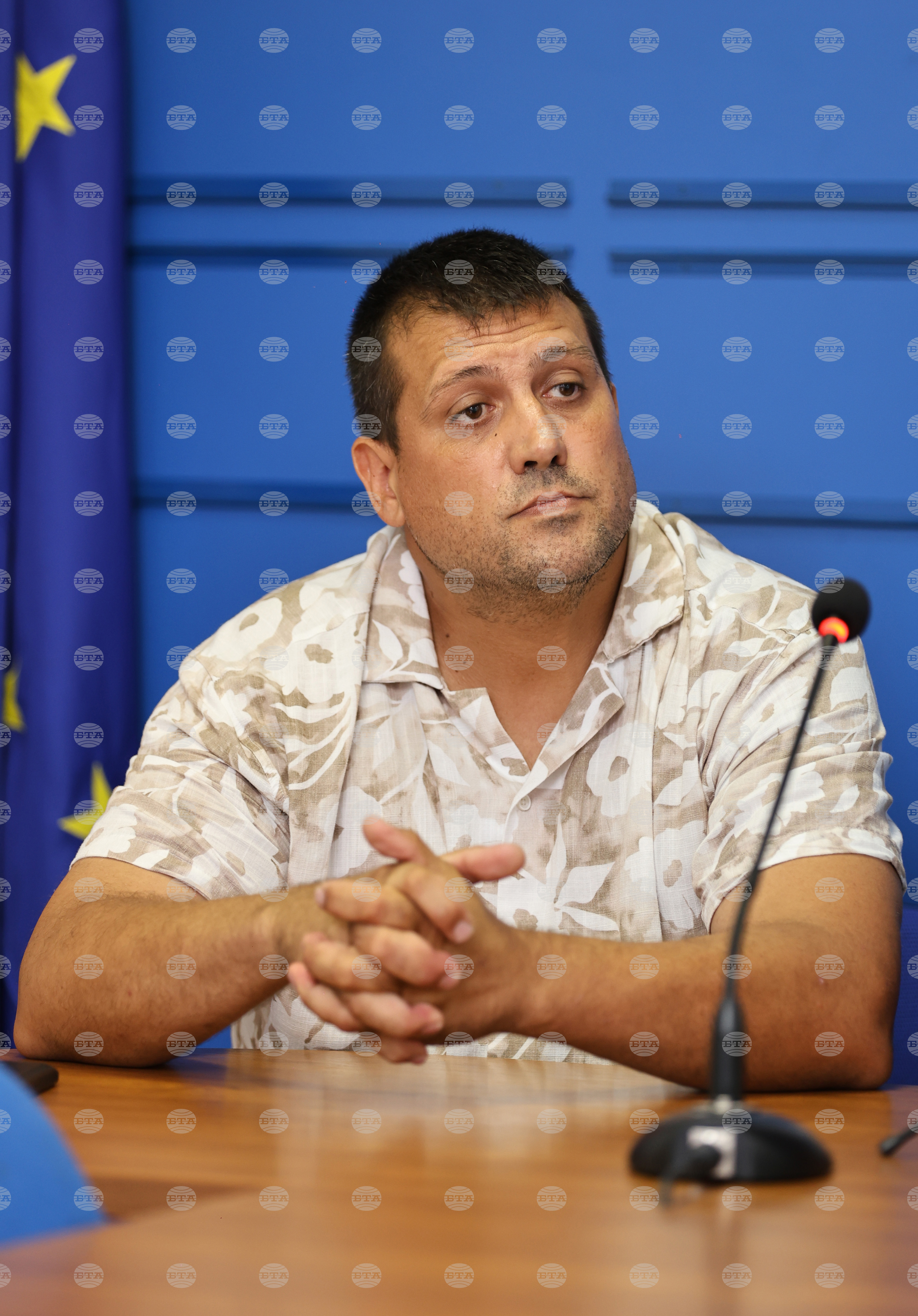 Национален пресклуб на БТА-Пловдив - Национална асоциация за защита на превозвачите и таксиметровите водачи - пресконференция