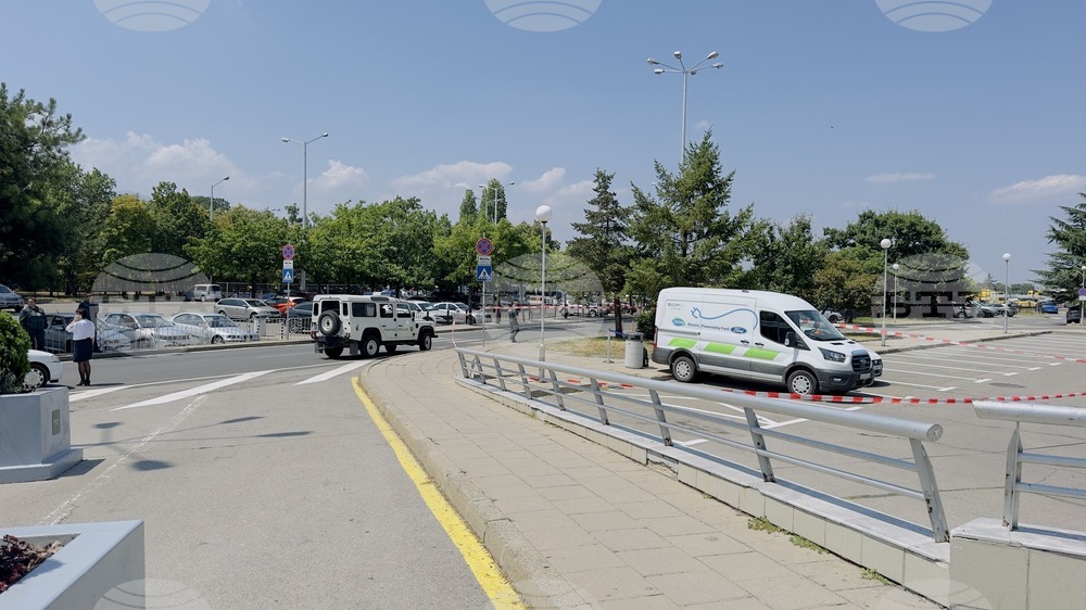 Specialized Police Operation Takes Place at Terminal 1 of Sofia Airport