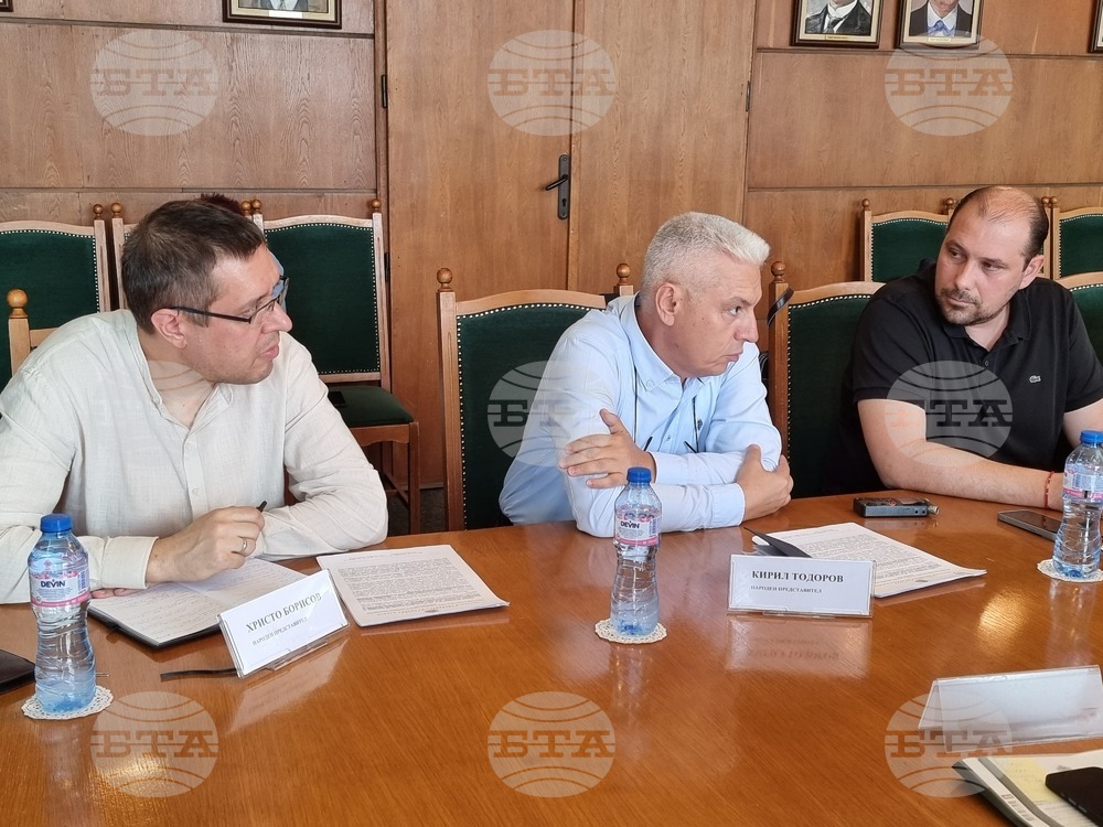 Плевен - народни представители - местна власт - дискусия