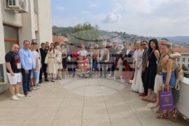 Велико Търново - Международен фолклорен фестивал - среща