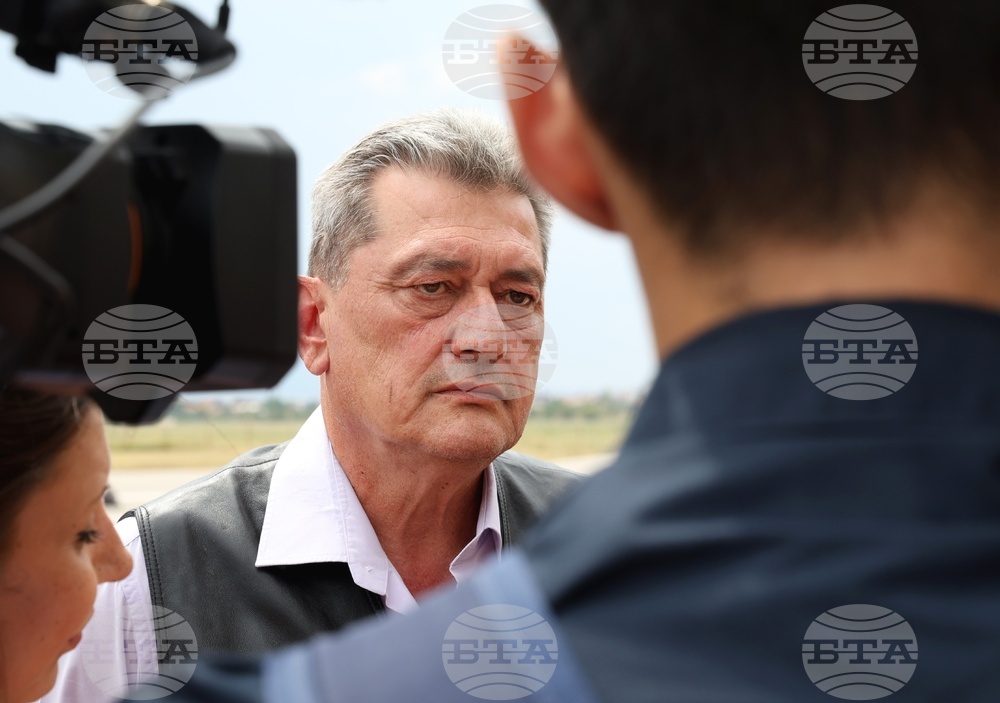 Летище Враждебна - Калин Стоянов - брифинг