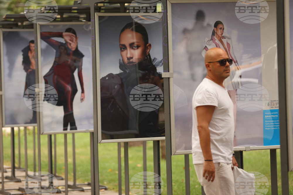 Специалност "Моден дизайн"  - изложба