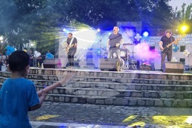 Момчилград - концерт - Б.Т.Р.