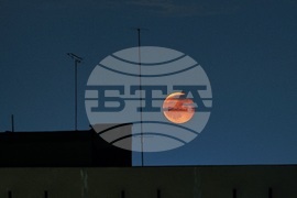 Луна - пълнолуние