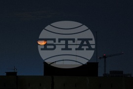 Луна - пълнолуние