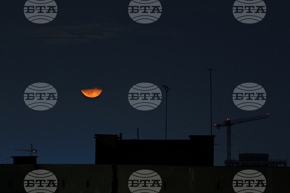 Луна - пълнолуние