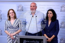 Красимир Гълъбов - Ваня Григорова - Марта Георгиева - брифинг