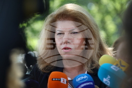 Мемориал „Гарнизонно стрелбище“  - Никола Вапцаров - поклонение