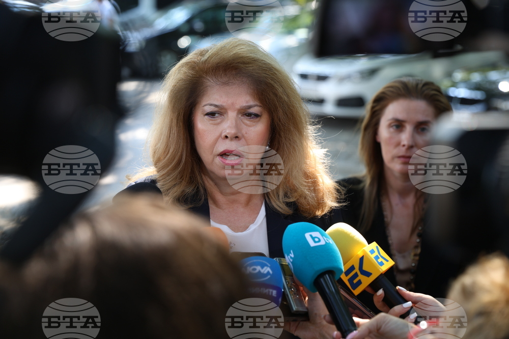 Мемориал „Гарнизонно стрелбище“  - Никола Вапцаров - поклонение