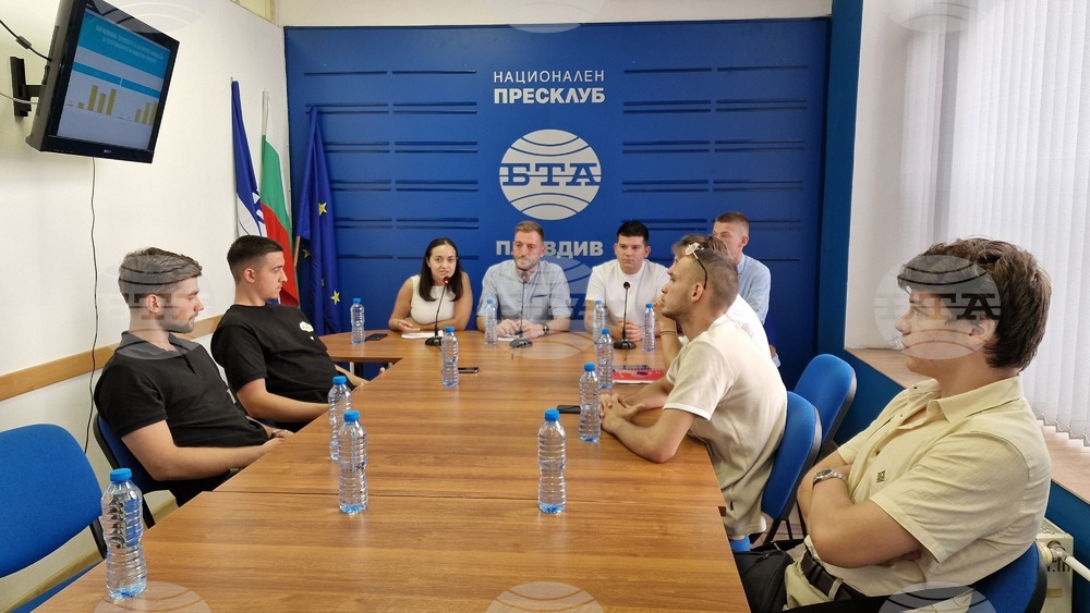 Youth Participation Academy Teaches Young People Value of Democracy