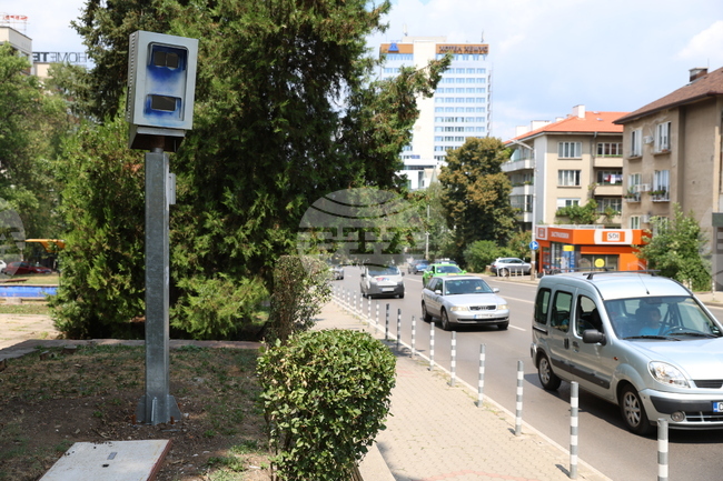 Камера за контрол на скоростта - вандализъм